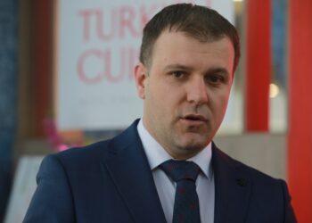 Radi, ne staje! Ministar Husein Memić lično obilazi gastronomske manifestacije po Srbiji!