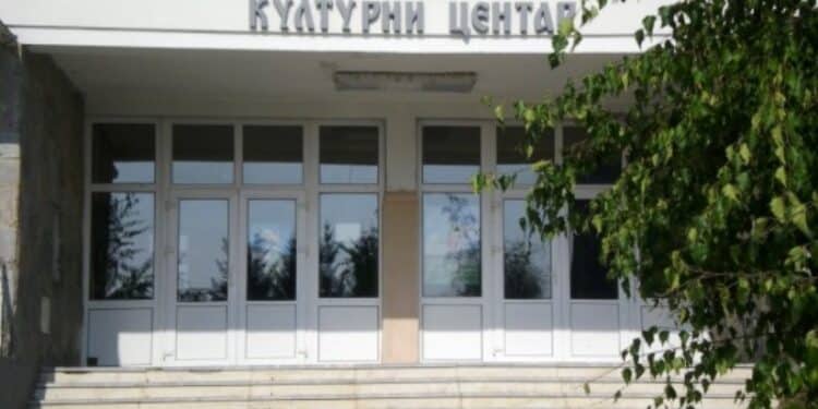 Sjajan gest opštine Blace: Podela paketića i predstava za najmlađe sugrađane!