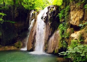 Blederije: Vodopad čija lepota oduzima dah