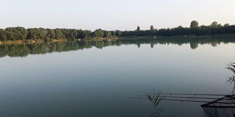Jezero Čapel: Gde ribolov postaje umetnost