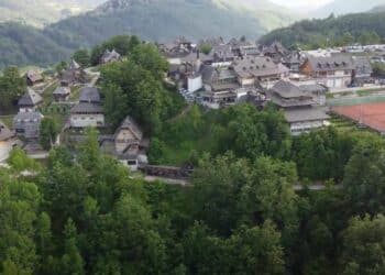 Čarolija Mokre Gore: Vaš sledeći odmor iz snova