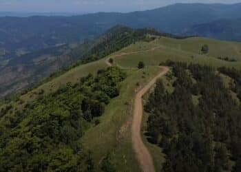 Planina Stolovi: Gde divlji konji slobodno lutaju