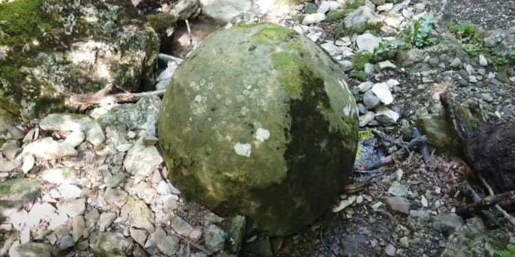 Kamene kugle na Povlenu: Fenomen koji fascinira i leči