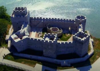 Staza kroz vekove iznad moćnog Dunava: Tvrđava Ram