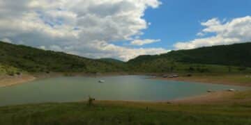 Čarobni pejzaži Sjeničkog jezera: Raj za prirodnjake i avanturiste