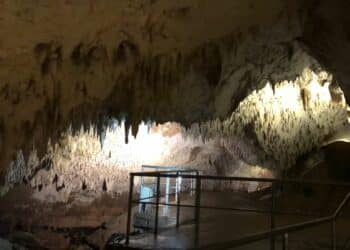 Rajkova pećina – Beli biser Đerdapskog geoparka