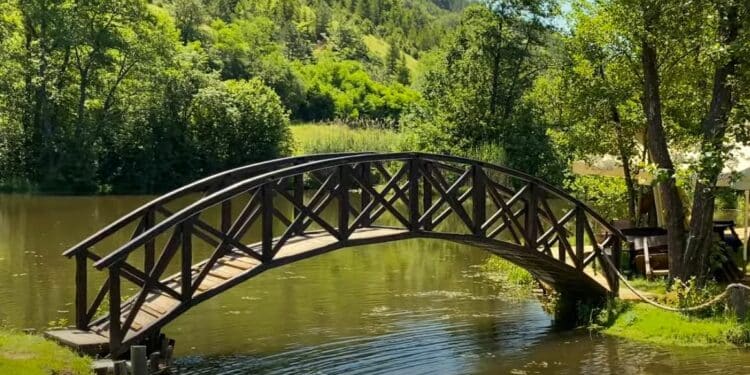 Prirodna oaza Kopaonika: Tajanstveno Semeteško jezero