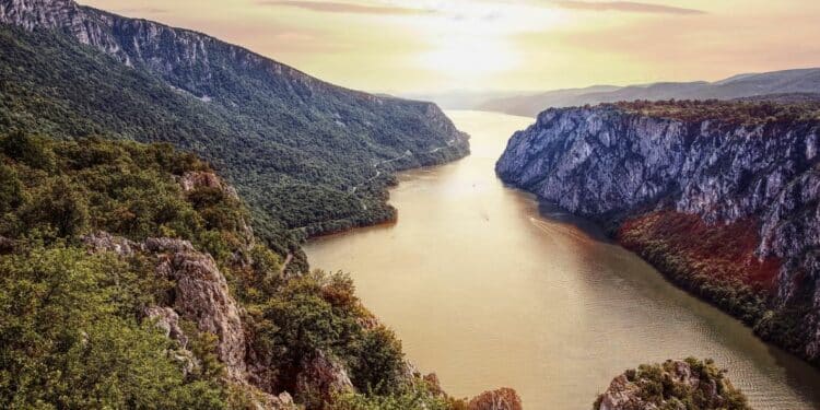 Đerdapska klisura u jesen: Pogled koji ostavlja bez daha