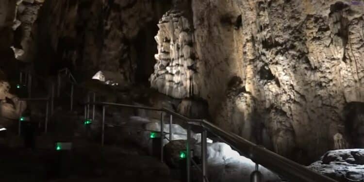 Hadži Prodanova pećina: Drevni svet u kojem vreme stoji