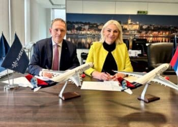 Er Srbija donirala više od 700 odevnih predmeta Ustanovi za decu i mlade „Sremčica“