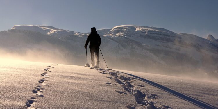 Božić na krovu istočne Srbije: tradicionalni uspon na Rtanj 10.januara
