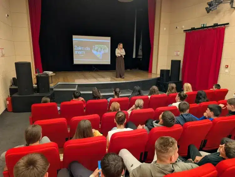 Želim da znam šta želim: Kuršumlija podržala svoje osmake pred upis u srednje škole!