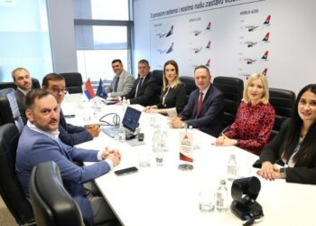 Er Srbija i Alta Banka spajaju svakodnevicu i putovanja: Novo strateško partnerstvo i co-brand Elevate kartica