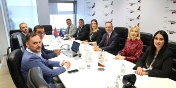 Er Srbija i Alta Banka spajaju svakodnevicu i putovanja: Novo strateško partnerstvo i co-brand Elevate kartica