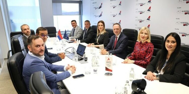 Er Srbija i Alta Banka spajaju svakodnevicu i putovanja: Novo strateško partnerstvo i co-brand Elevate kartica